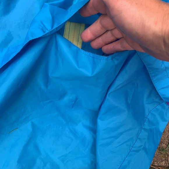 Helly Hansen Packable Retro Windbreaker (no size tag) but L/XL - Picture 7 of 8